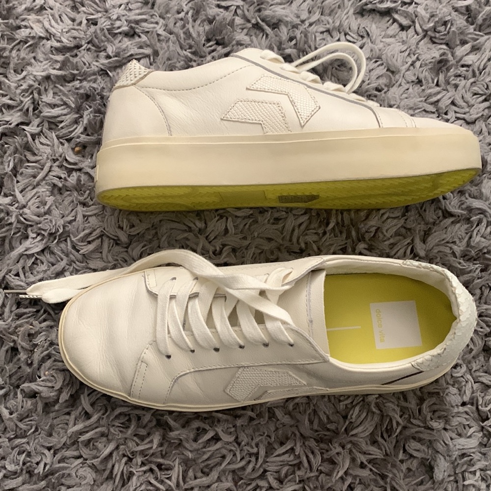 COPY - Dolce Vita sneakers